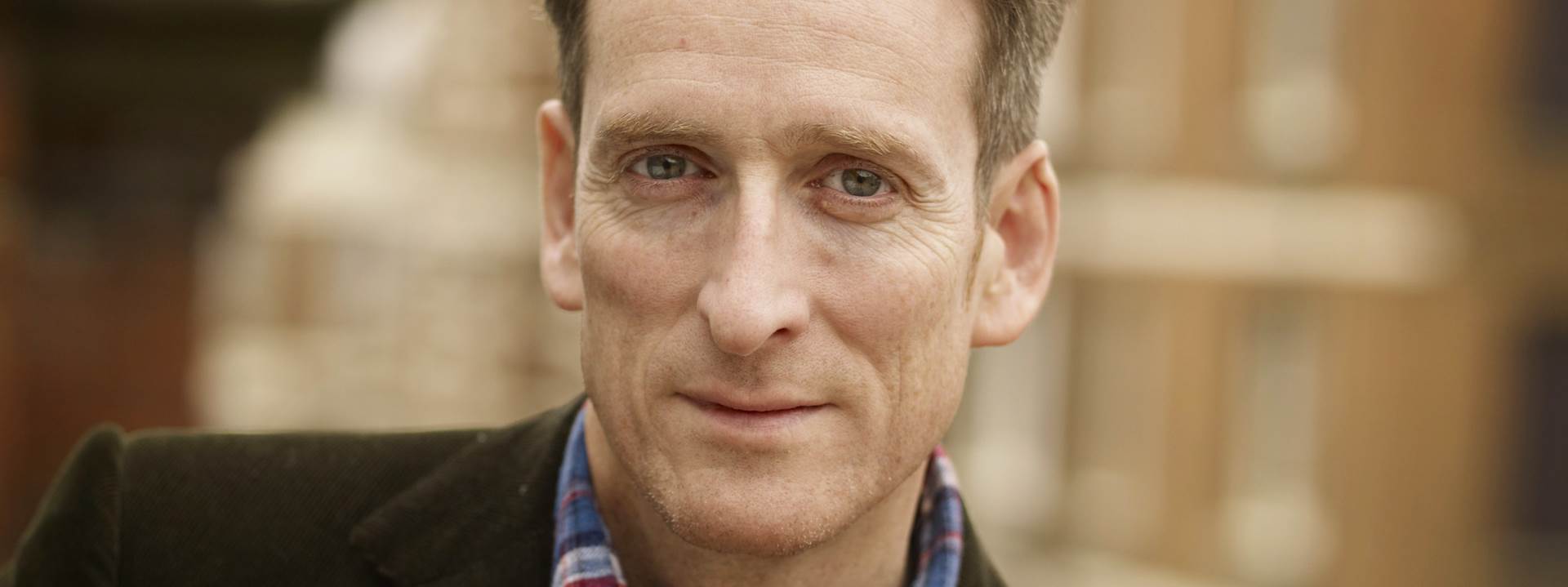 Charles Vallance headshot