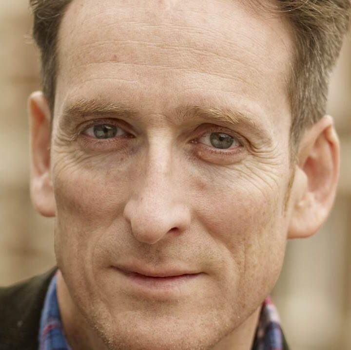 Charles Vallance headshot